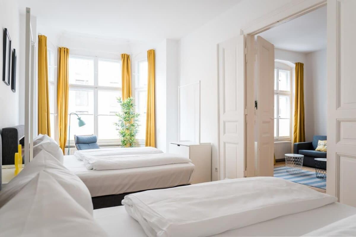 Apartment At Rosenthaler Platz — Photos 1